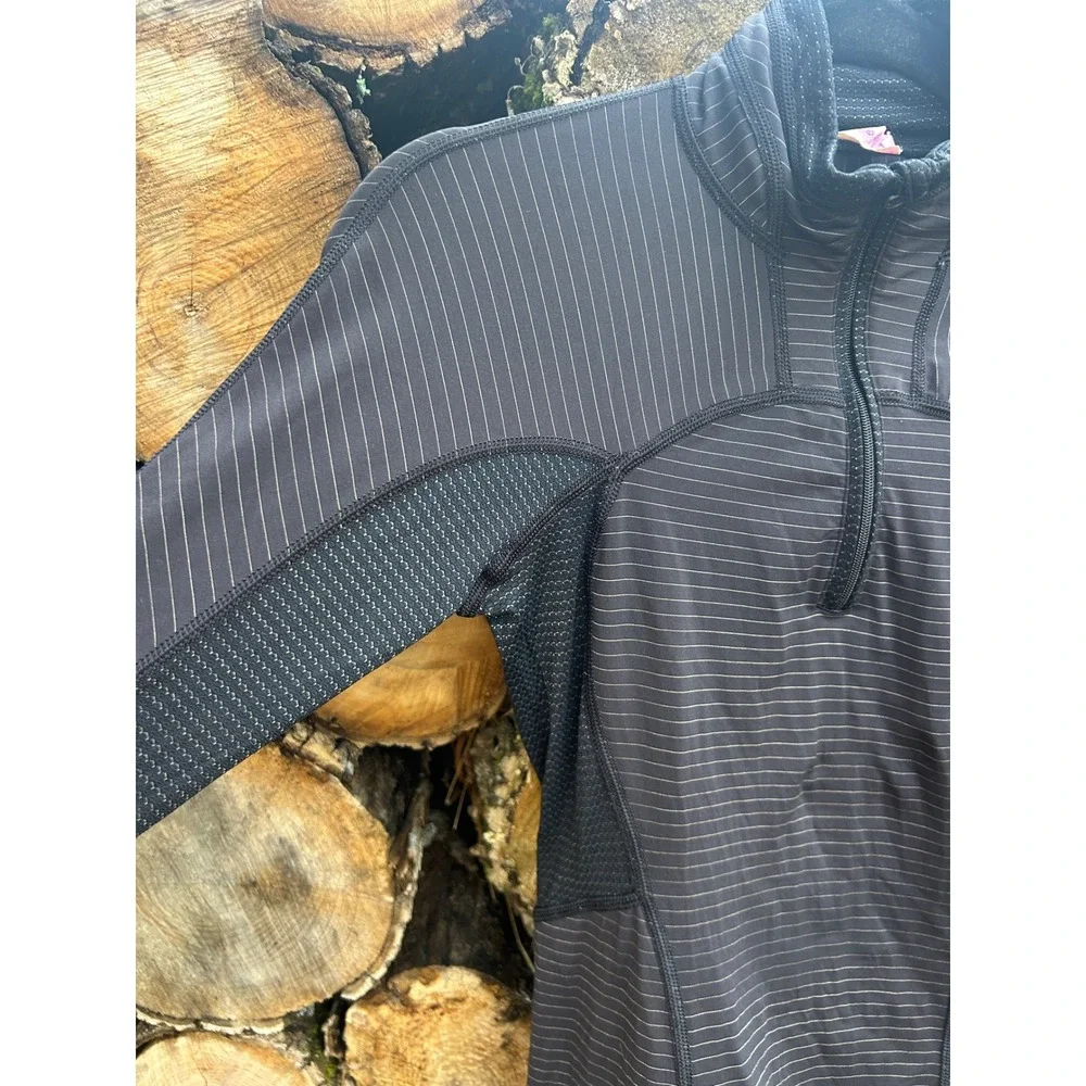 Lululemon Run Turbo 1/2 Zip 2 Pinstripe Black White Long Sleeve Top Athleisure